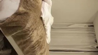 上门干大奶少妇 舔屌跪在床上深喉口交 翘起大屁股后入 抬起腿侧入抽插猛操