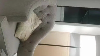 男孩JJPMC381 外卖小妹肉穴换红包 虚荣骚货为钱主动给操