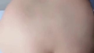 宿舍学生Angel Piaff用大鸡巴填满她的白色阴道